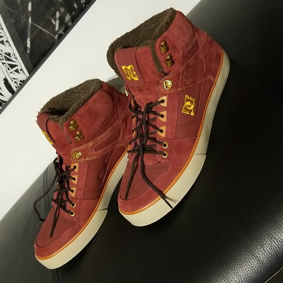 DC Men's Hi-top Skateboard Shoes Winter Sneakers Runners / Sz 13 / Brick Red - Picture 1 of 17